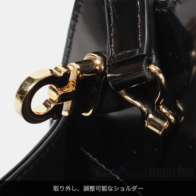 Salvatore Ferragamo サルヴァトーレフェラガモ ショルダーバッグ