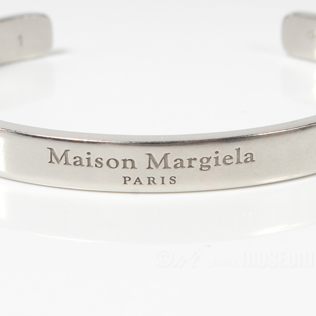 Maison Margiela メゾン マルジェラ ブレスレット アクセサリー Logo cuff ロゴカフ レディース シルバー  SM1UY0065SV0158 0423CP
