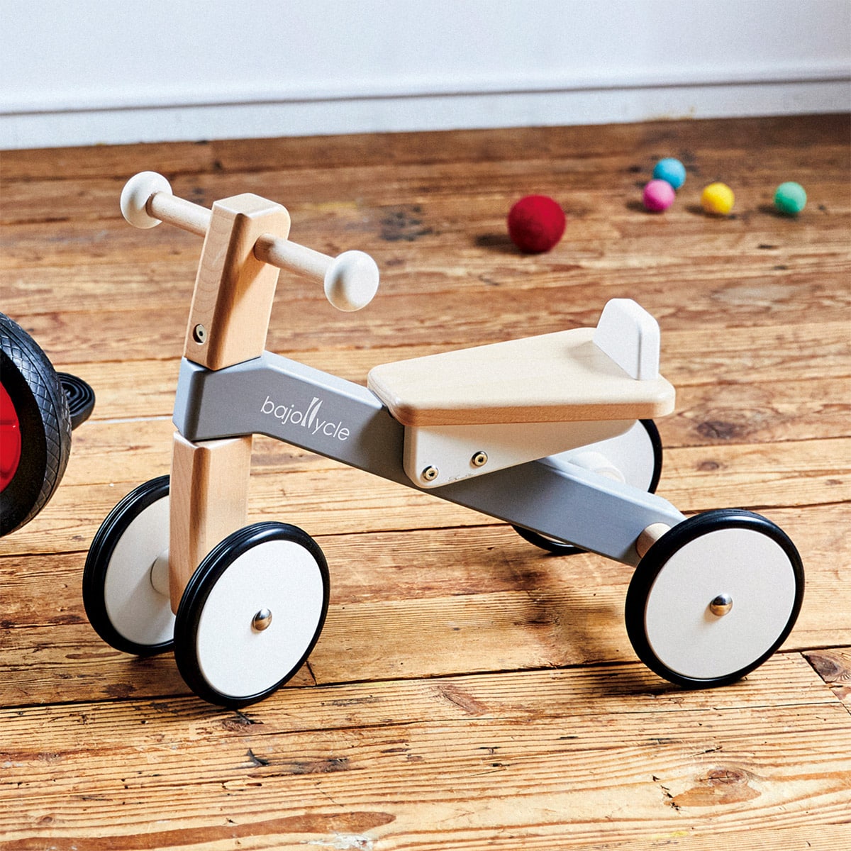 木の四輪バイク ボーネルンド おもちゃ 出産祝い ギフト クリスマス 