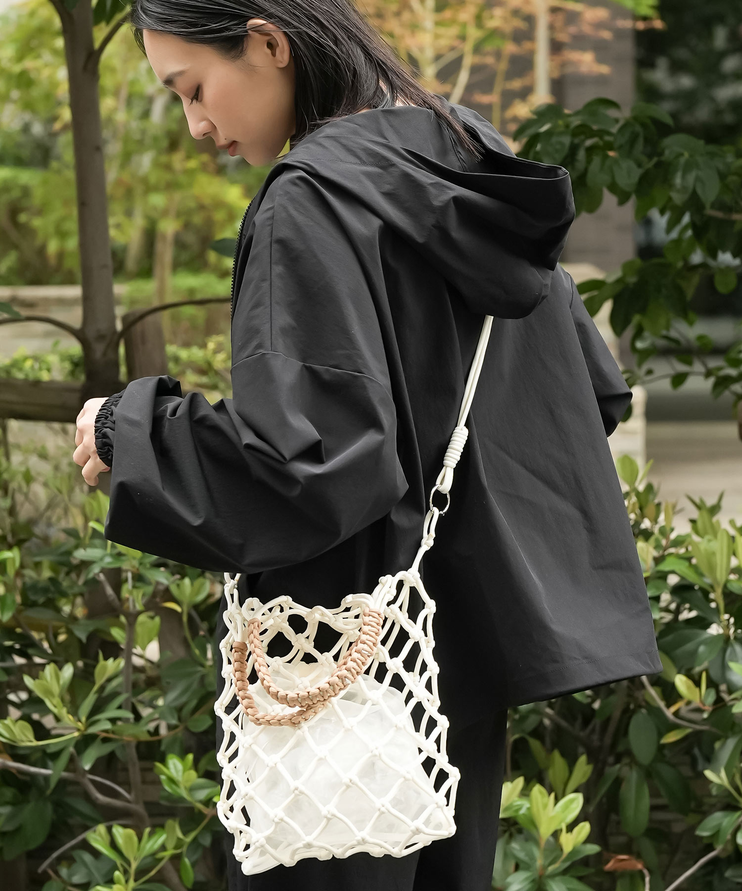 mili an deni（ミリアンデニ） ロープショルダーバッグ 配色ハンドル 