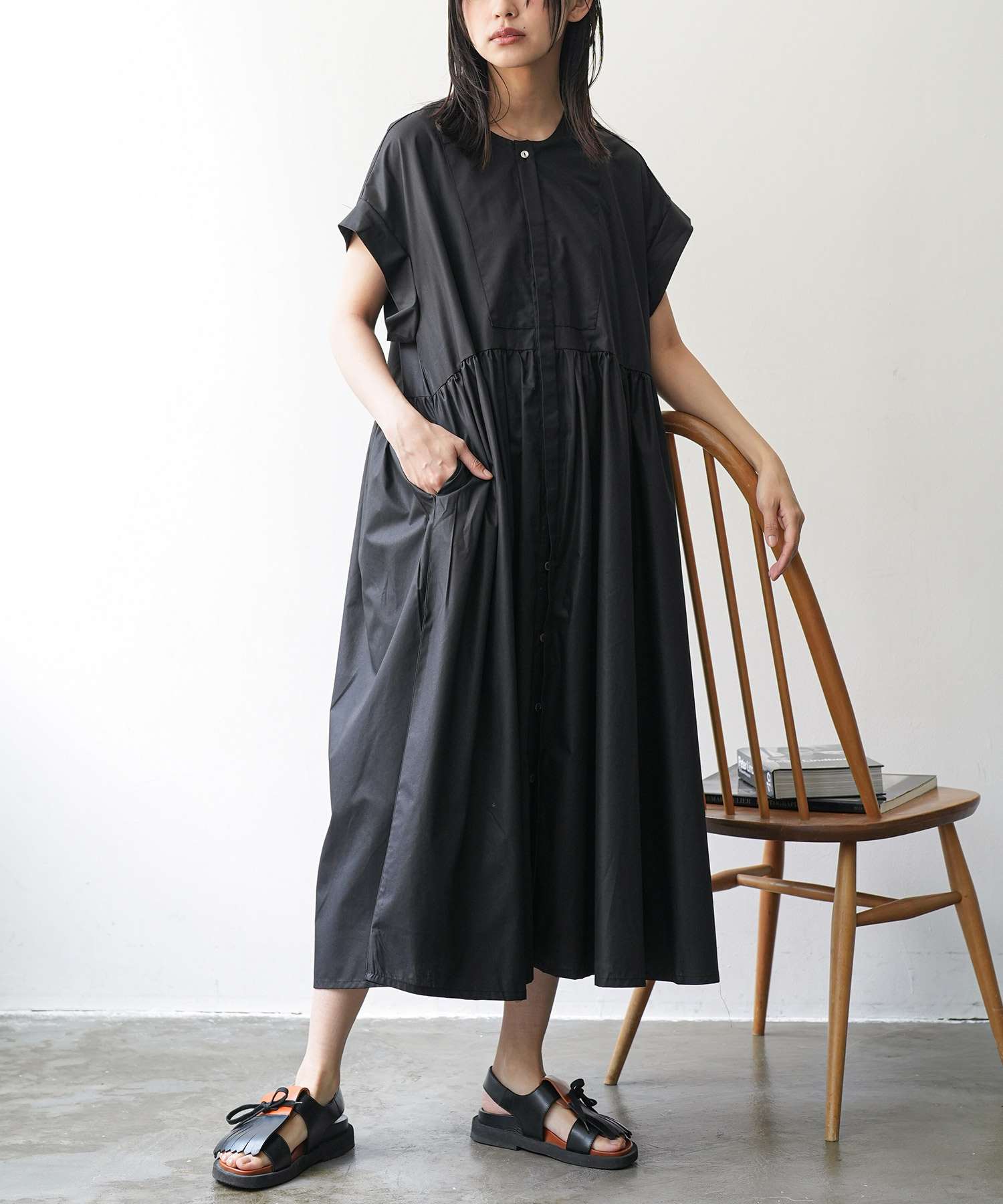 半袖前開きワンピース シャツワンピ  ノーカラー  ２ＷＡＹ  ゆったりサイズ  ロング丈  羽織  レディース  (郵3) ポイント消化 半袖前開きワンピース シャツワンピ ノーカラー 2WAY