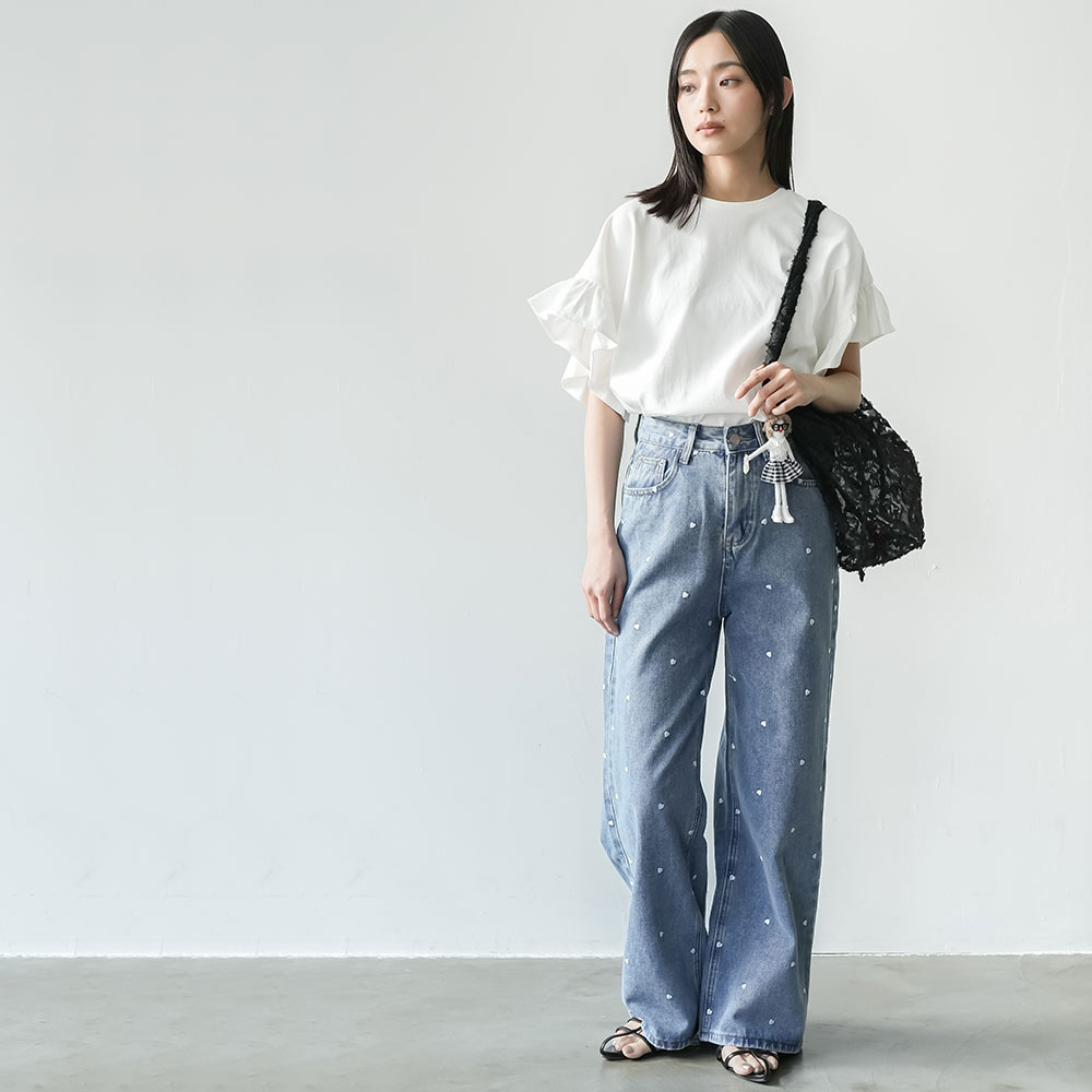 セミフレアウォッシュデニム LURAKU】Semi-flared washed denim - セミフレア