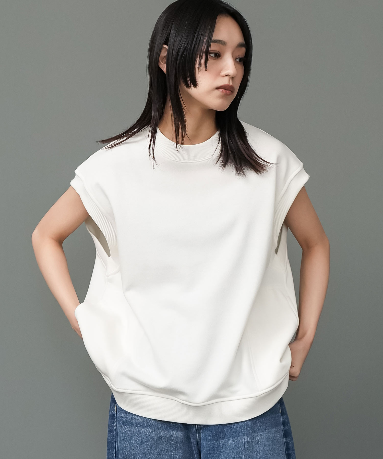 未使用 PINORE フレンチ袖 ベスト チュニック丈 サイズ40 未使用 PINORE フレンチ袖 ベスト チュニック丈 サイズ40 楽天
