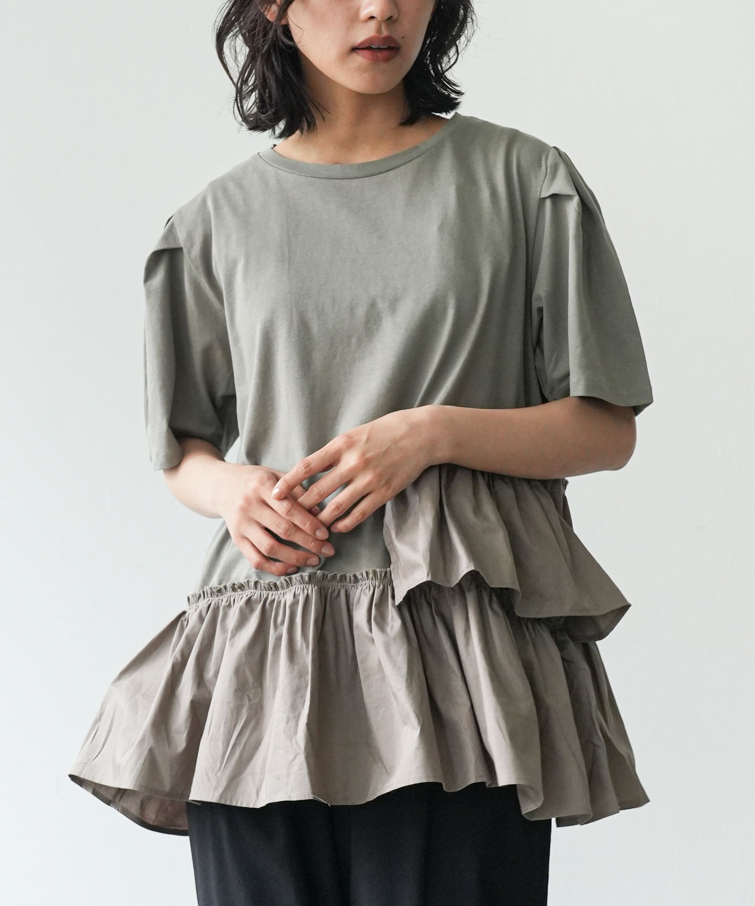 ダブルフリル布帛切替トップス (郵2) ポイント消化 : mili an