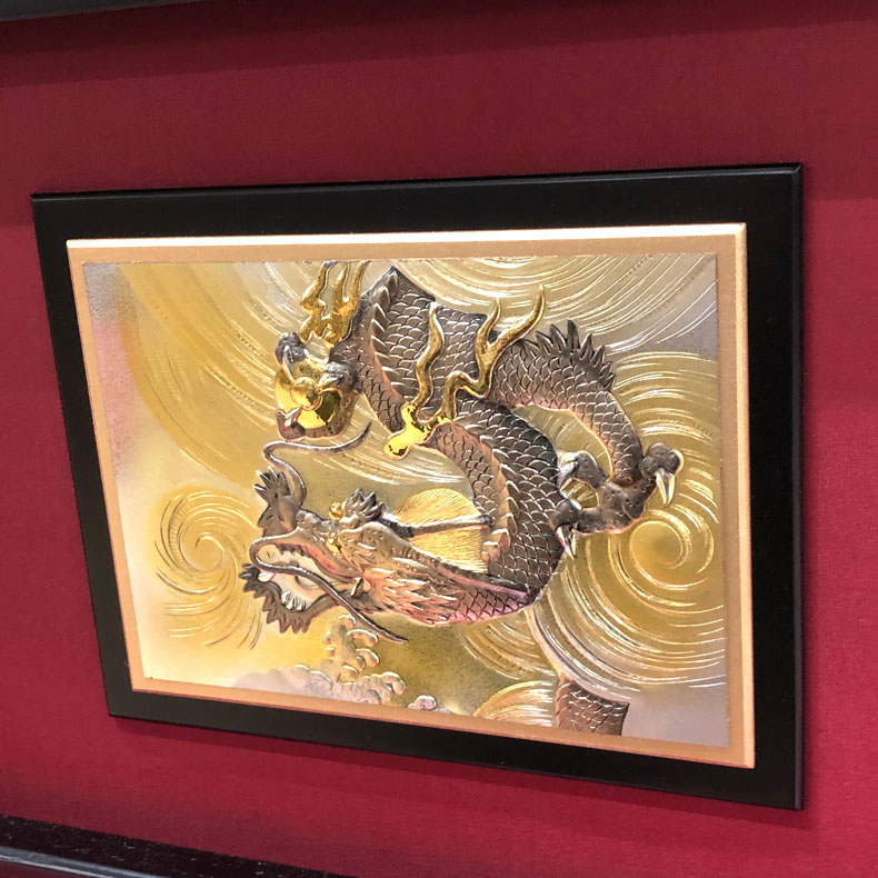 五月人形 兜飾り 虎龍屏風 貴翔作 甲冑師 貴翔作 駿河塗収納式 着用兜飾り 伊達政宗 五月節句 五月人形