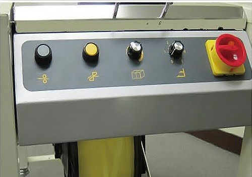 ナイガイ 半自動梱包機 標準型 F20XE (単相100V/台寸法 幅760×奥行