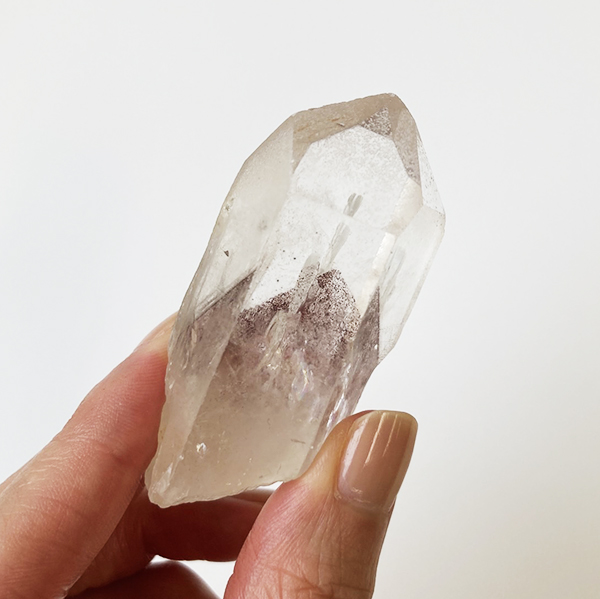 ファントム水晶　台座付き 楽天市場】 素材で探す（ハ行） > ファントム（幻影水晶） : 天然石