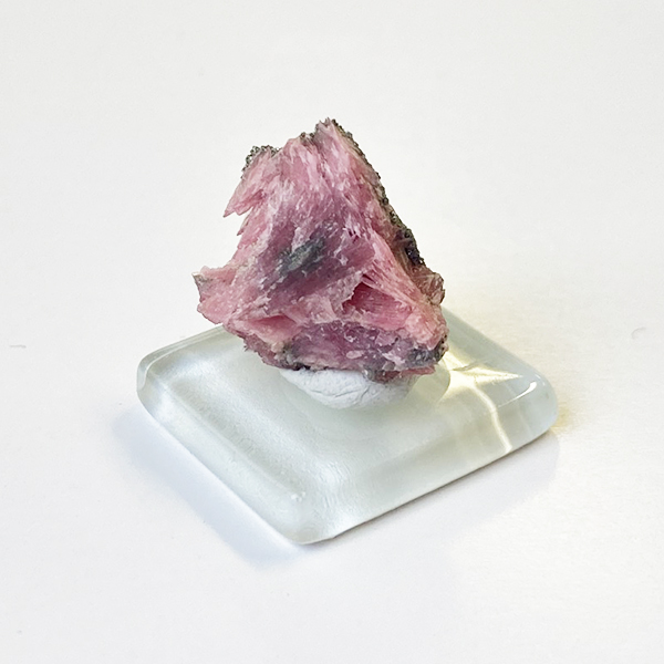 7.パイライトイントリプライト　ゴールデンインカローズ　鉱物　原石　天然石 ロードクロサイト（Rhode chrom site）/インカローズとパイライトの