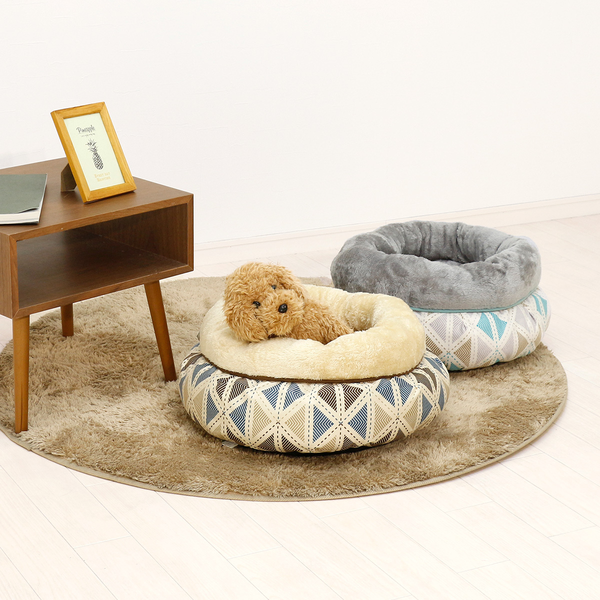 北欧柄 つぼ型 ペットベッド Mサイズ 55×25cm 小型犬 ふわふわ 冬