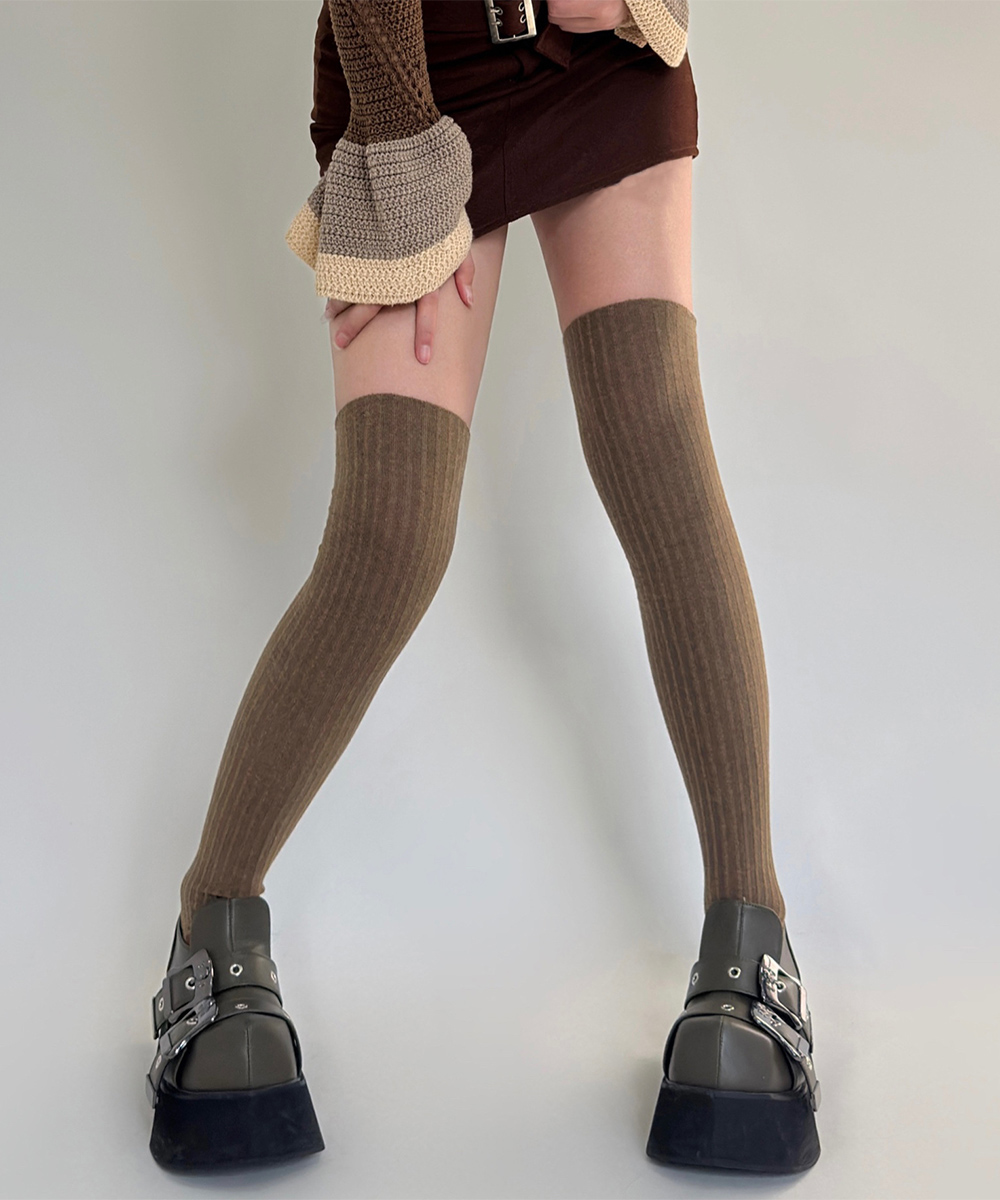 週末限定値下げ【新品未使用】alors ミニュイ miniministore ニーハイソックス 韓国風くしゅくしゅ靴下