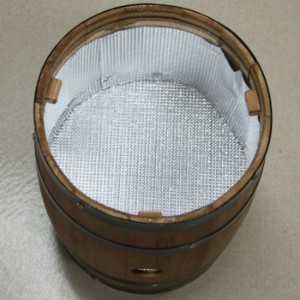 樽型サーバー（ボックスワイン用）タテ型穴1 : 天使のミニ樽アイリー