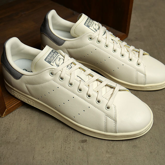 アディダス オリジナルス adidas Originals スニーカー スタンスミス GY0028 SS23 STAN SMITH メンズ・レディース  サスティナブル ホワイト パントーン