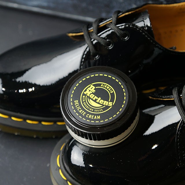 シューズケア用品 ドクターマーチン Dr.Martens 45g 靴クリーム DELICATE CREAM 皮革用クリーム 防カビ  :10060232:ミスチーフ - 通販 - Yahoo!ショッピング