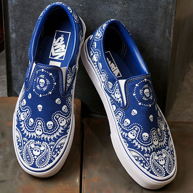 バンズ VANS スニーカー バンダナ クラシック スリップオン BANDANA