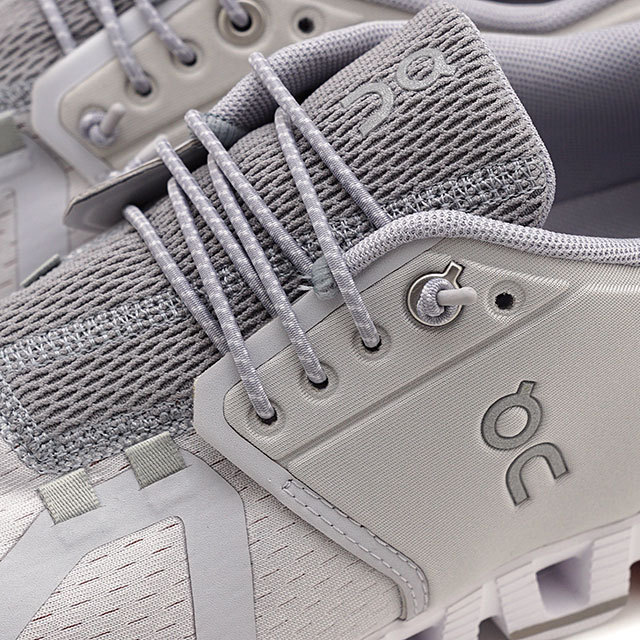 On（オン） レディース クラウド W Cloud 19.99194 FW21 スニーカー