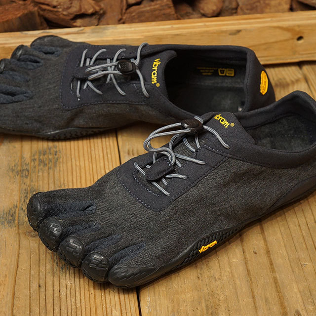 ビブラムファイブフィンガーズ Vibram FiveFingers 5本指シューズ ジム