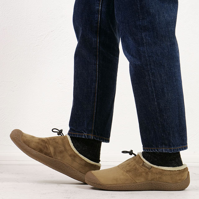 キーン KEEN レディース クロッグ ハウザー スリー スライド 1026649 W HOWSER III SLIDE ミュール キャンプ アウトドアシューズ Dark Earth Velour 正規取扱店 | KEEN | 01