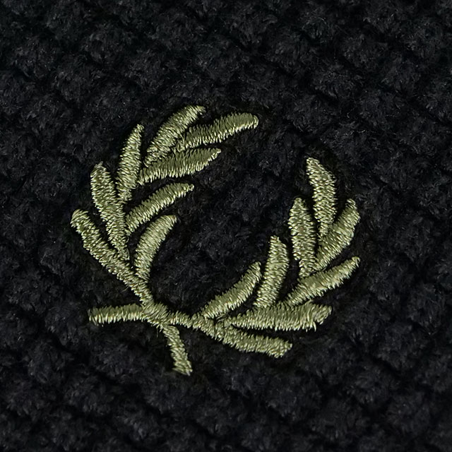 フレッドペリー FRED PERRY ワッフルニットスカーフ C8150-102 WAFFLE KNIT SCARF メンズ・レディース 小物 アクセサリー ニットマフラー 防寒 BLACK 正規取扱店_2