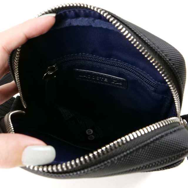 ラコステ LACOSTE メンズクラシック スリムバーティカルカメラバッグ NH4422HC-000 FW24 MENS CLASSIC SLIM VERTICAL CAMERA BAG 鞄 ショルダーバッグ NOIR | LACOSTE | 03