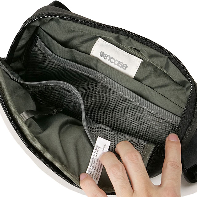 インケース Incase クロスタウン スリング 137243053001 FW24 Crosstown Sling メンズ・レディース 鞄 ボディバッグ ウエストポーチ Black 正規取扱店 | incase | 03