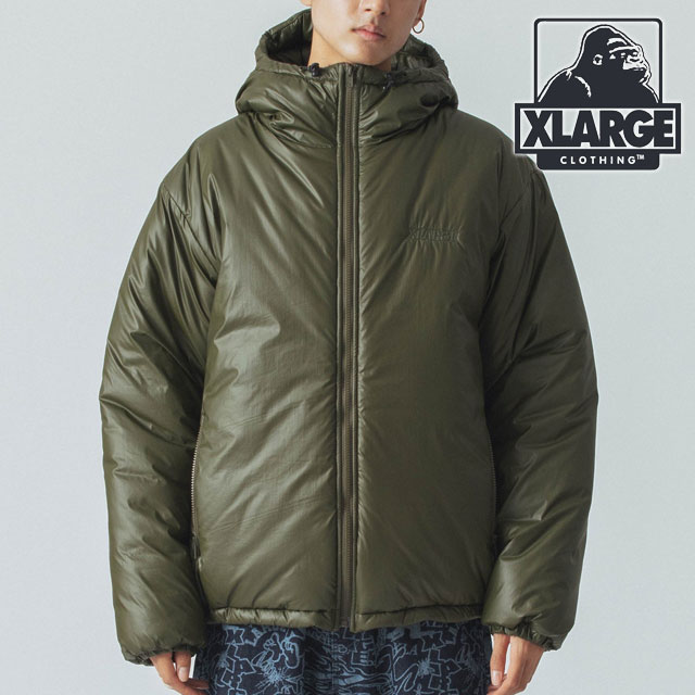 XLARGE（エクストラ ラージ） キルティングロゴ フーデッド パファー