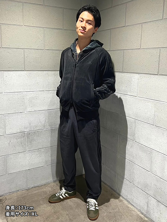 adidas トラックジャケット ベロアSST常 田大希 ブラック 黒S SST アディカラー ベロア トラックトップ / ジャージ / トラック