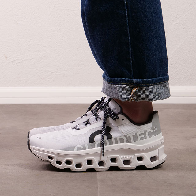 On（オン） スニーカー クラウドモンスター 61.99024 61.98433 On W