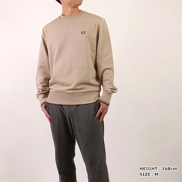 フレッドペリー ベージュ トレーナー FRED PERRY（フレッドペリー） クルーネック スウェットシャツ M7535