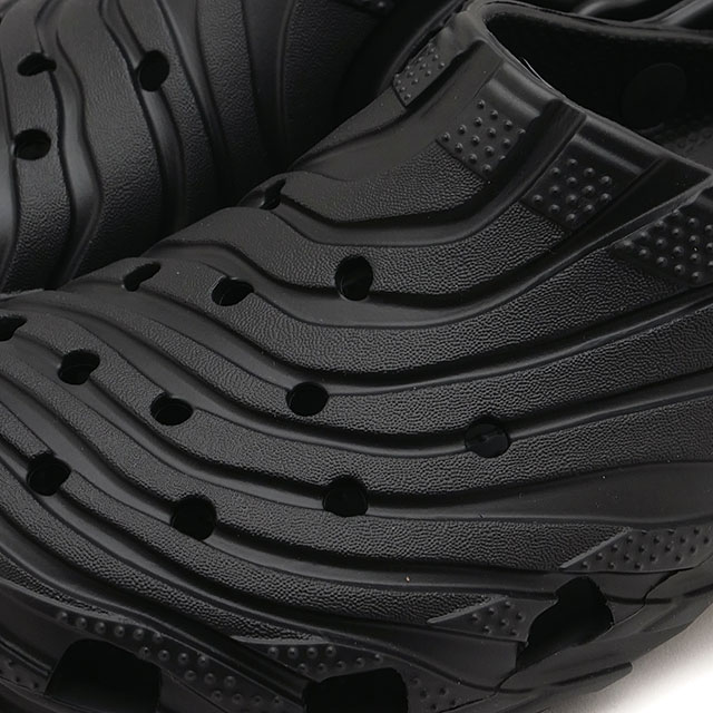 クロックス crocs サンダル メンズ クラシック イロージョン クロッグ 213440-001 FW26 Classic Erosion Clog 靴 スライドサンダル 黒 Black 正規取扱店 | crocs | 03
