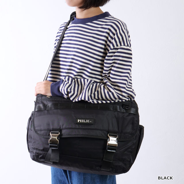 MILKFED.（ミルクフェド） ロゴプレート メッセンジャーバッグ