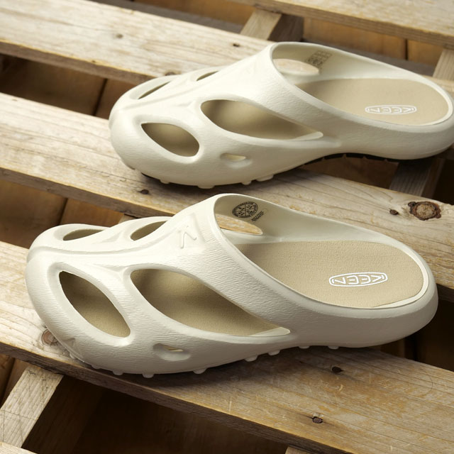 キーン KEEN サンダル シャンティ 1030558 SS25 W SHANTI レディース 靴 クロッグ EVAサンダル WHITE-LATTE ホワイト 正規取扱店 | KEEN | 01
