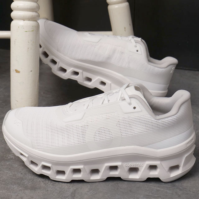 On Running Cloudmonster 2 ホワイト / フロスト On Women's Cloudmonster 2 White / Frost