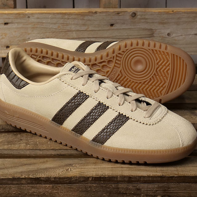 バミューダコレクション用 adidas Originals アディダス オリジナルス スニーカー レディース