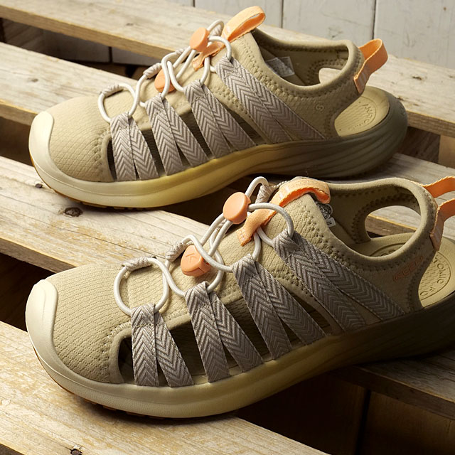 キーン KEEN サンダル レディース ウィスパー ライト 1031958 SS26 W WHISPER LITE タウン トラベル シューズ ベージュ系 SAFARI BIRCH 正規取扱店 | KEEN | 01