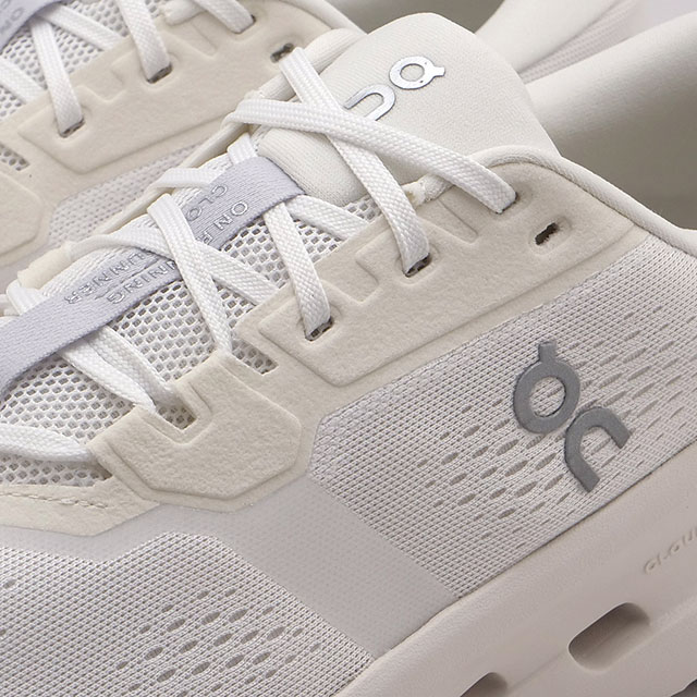 白ランニングシューズ（On）のおすすめ人気商品一覧 通販 - Yahoo