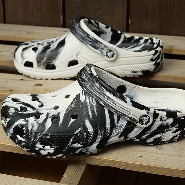 crocs（クロックス） サンダル クラシック マーブル クロッグ 206867