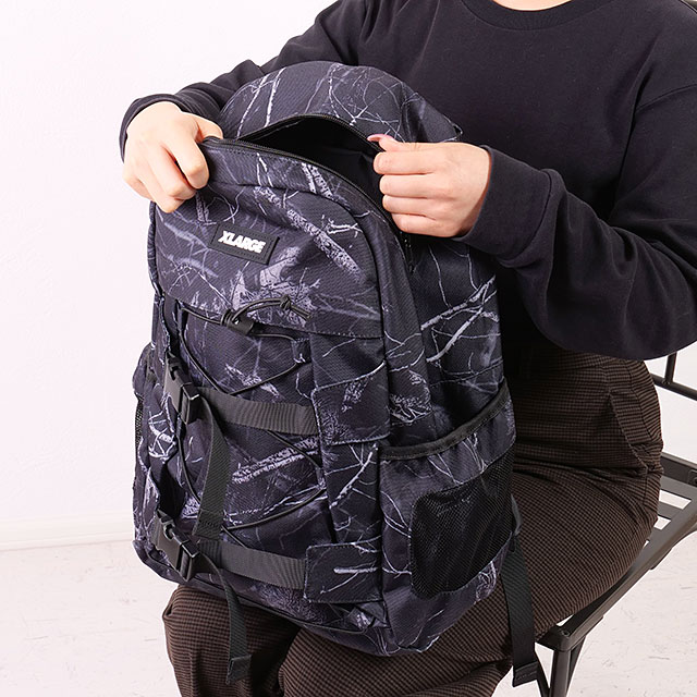 XLARGE（エクストラ ラージ） スタンダードロゴ トラックフック バック