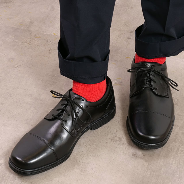 ほぼ新品 ROCK PORT ロックポート 外羽根 革靴 プレーントゥ 黒 ROCKPORT ロックポート レザーシューズ テイラー ウォーター