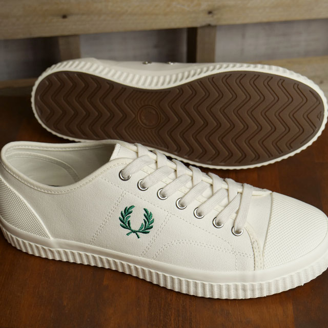 フレッドペリー FRED PERRY スニーカー ヒューズ ロー キャンバス B4365 D06 HUGHES LOW CANVAS メンズ・レディース 靴 ローカット LIGHT ECRU 白 ホワイト系 :10049188:SHOETIME