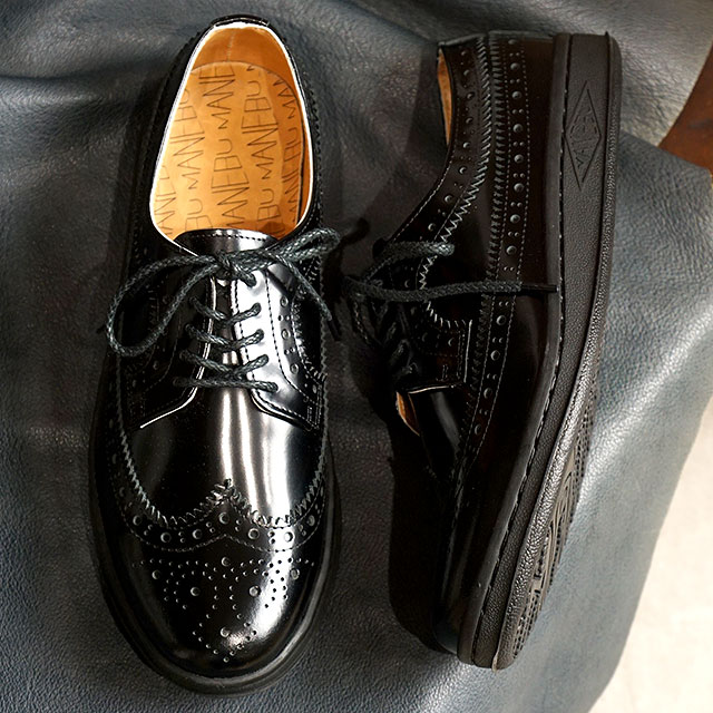 MANEBU（マネブ） ウィングチップ レザーシューズ UKI FACESKIN レザー