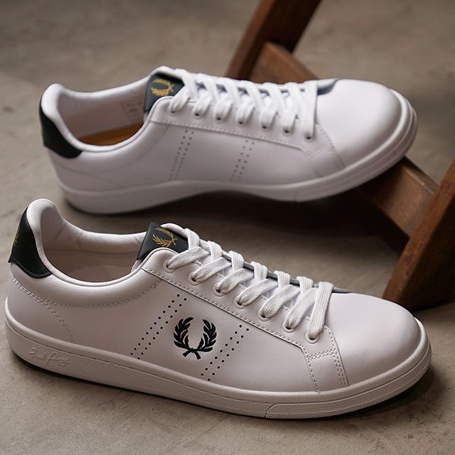 レア　プレミアム　FRED PERRY スニーカー　ホワイト　ピンク　くすみ レア プレミアム FRED PERRY スニーカー ホワイト ピンク 靴