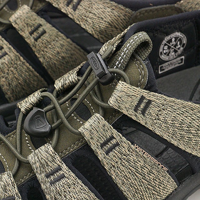 【美品】KEEN ニューポートH2 サンダル カーキ×ブラック 28cm 楽天市場】キーン ニューポート H2 サンダル メンズ ブラック 黒