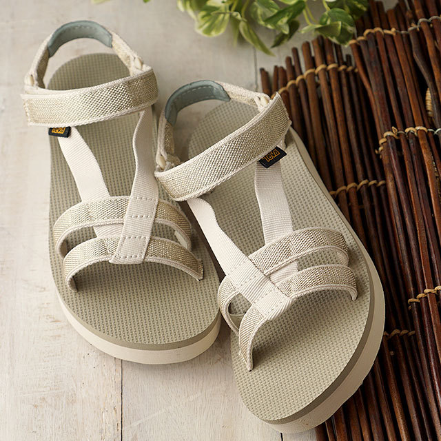 テバ Teva MIDFORM ARIVACAサンダル Teva（テバ）の「Teva MIDFORM ARIVACA（サンダル）」 - WEAR