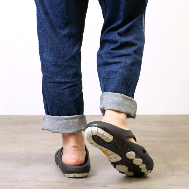 【未使用】キーン　シャンティ　黒 KEEN SHANTI BLACK/DAWN BLUE 24SS-I（キーン シャンティ
