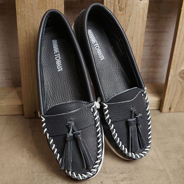 ミネトンカ ローファー シューズ タッセル 新品未使用 Minnetonka ミネトンカ MINNETONKA タッセル モカシン