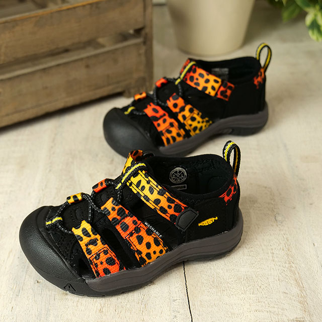 ことるん リトルキッズ サンダル KEEN × 色と生きるを作る服 | ニュー