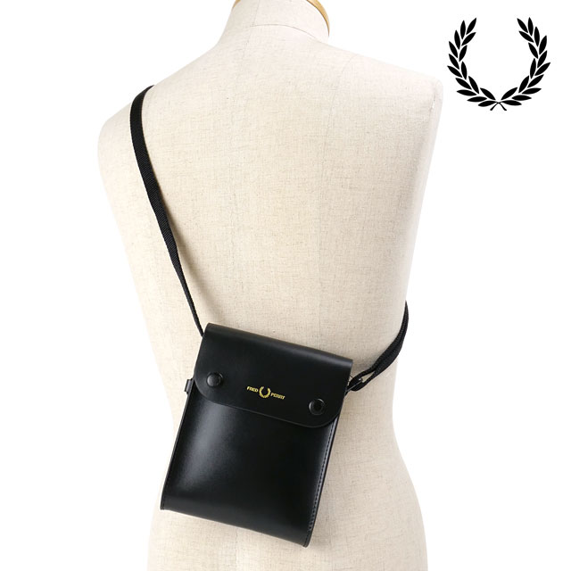 FRED PERRY（フレッドペリー） バーニッシュドレザー ポーチ L4331-102