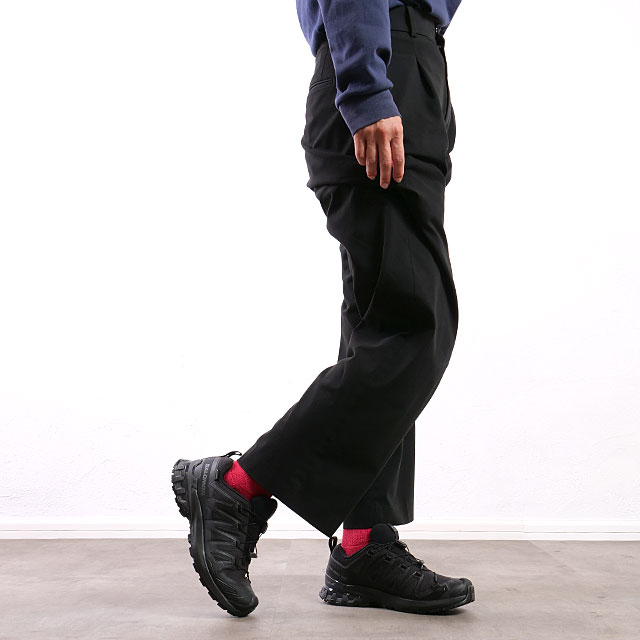 SALOMON 超軽量ブラック トレラン上下セット SALOMON（サロモン） トレイルランニングシューズ メンズ スニーカー