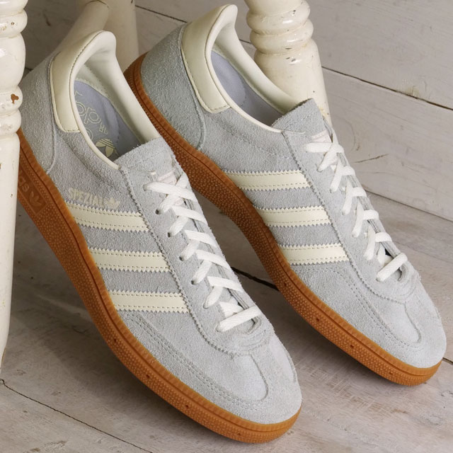 アディダス オリジナルス adidas Originals ハンドボール スペツィアル ウィメンズ NKG90 IF6491 SS24 HANDBALL SPEZIAL W ワンダーシルバー オフホワイト ガム｜mischiefstyle