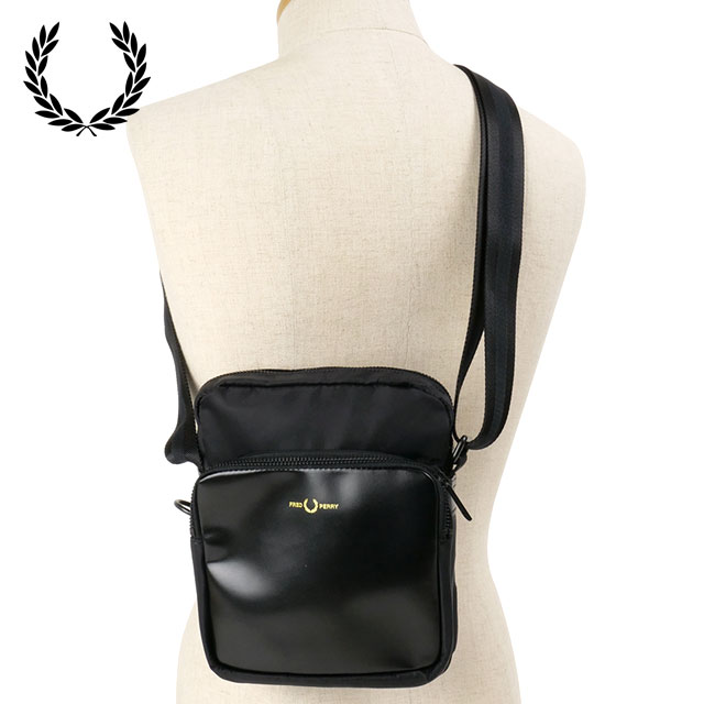 FRED PERRY フレッドペリー ナイロンツイルレザー サイドバッグ